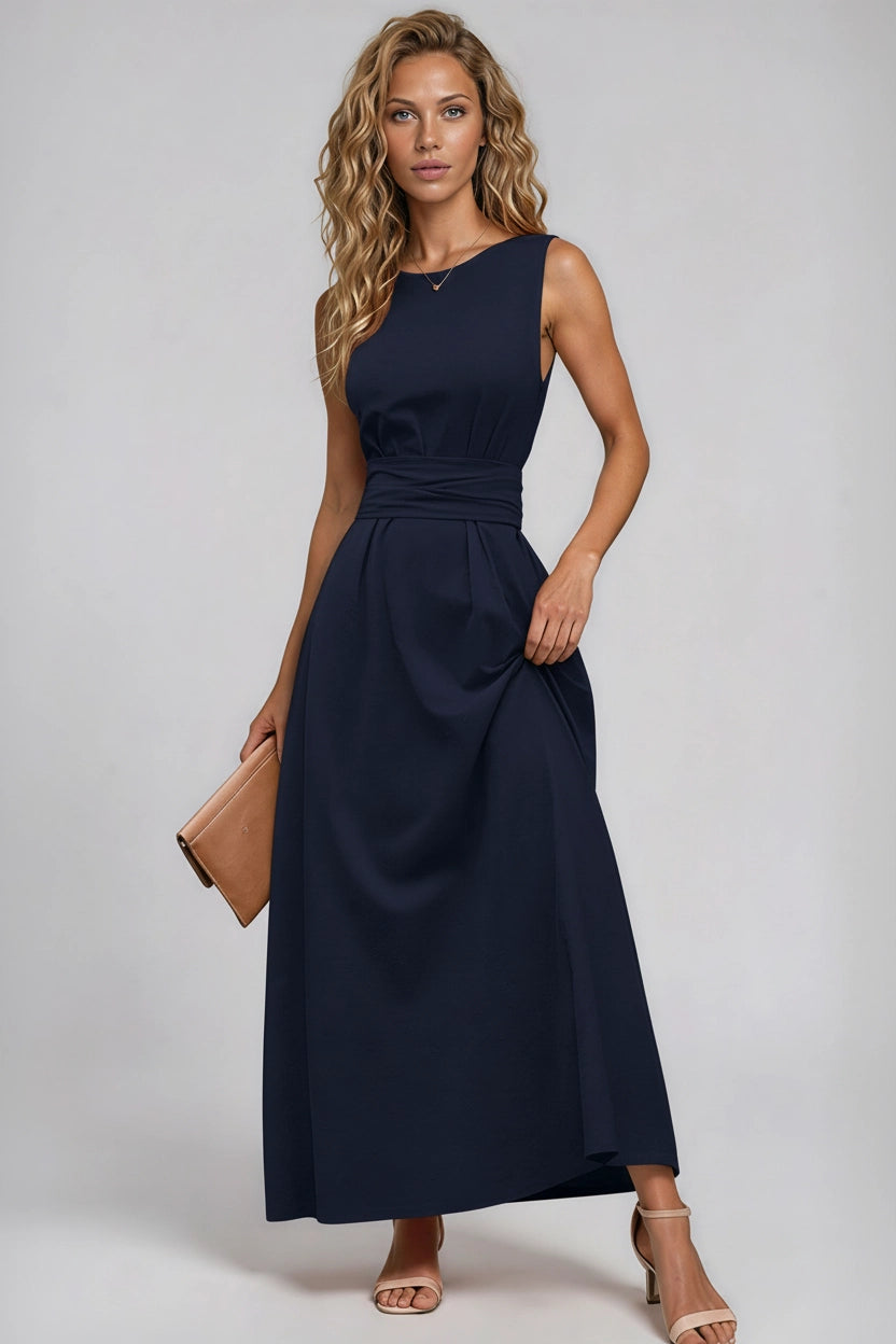 Ärmelloses Kleid mit Taillenbindung aus Ice Silk